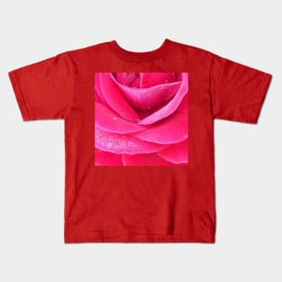 Dew on pink rose petals macro Kids T-Shirt